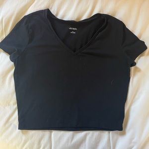 Cropped V Neck T Shirt